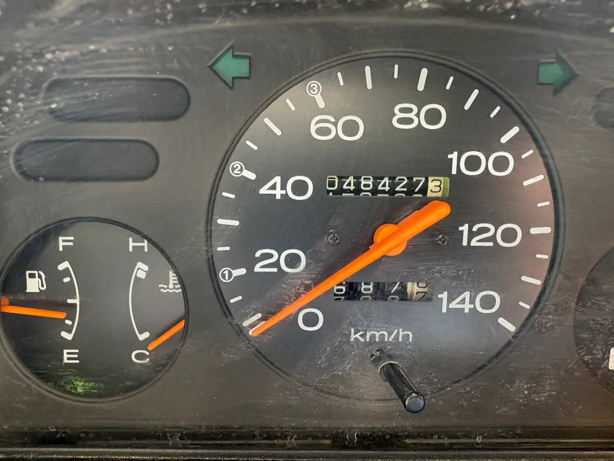 1995 Subaru Sambar 4x4 Kei Truck, odometer and speedometer, for sale at Sunshine Imports in Austin, TX