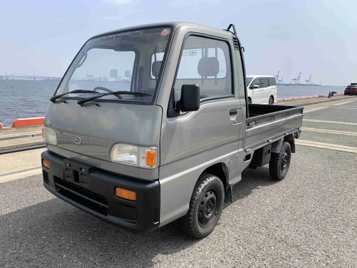 1995 Subaru Sambar, 4WD + Low Miles, a Kei Truck, for sale at Sunshine Imports in Austin, TX (photo 2 of 11)