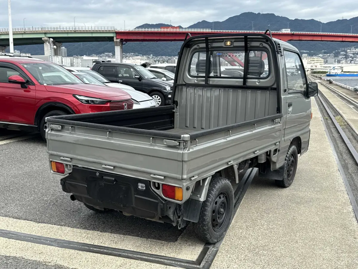 1995 Subaru Sambar, 4WD + Low Miles, a Kei Truck, for sale at Sunshine Imports in Austin, TX (photo 4 of 11)