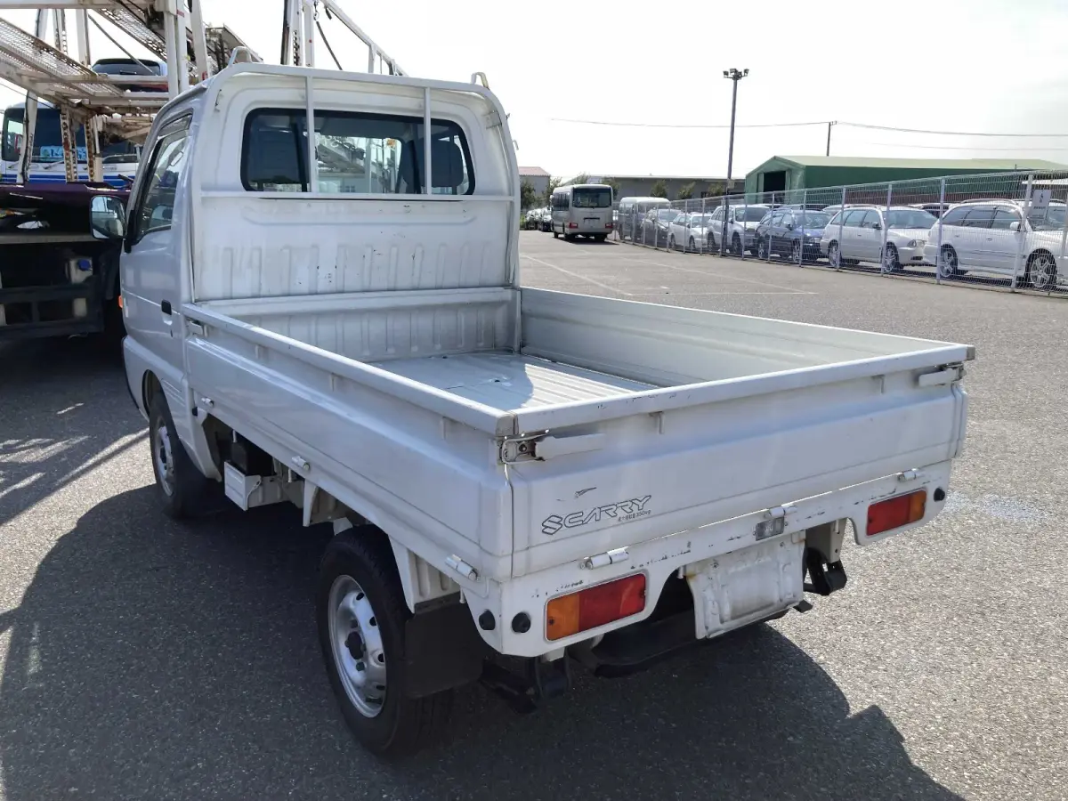 1995 Suzuki Carry, 2WD + Low Miles, a Kei Truck, for sale at Sunshine Imports in Austin, TX (photo 4 of 11)