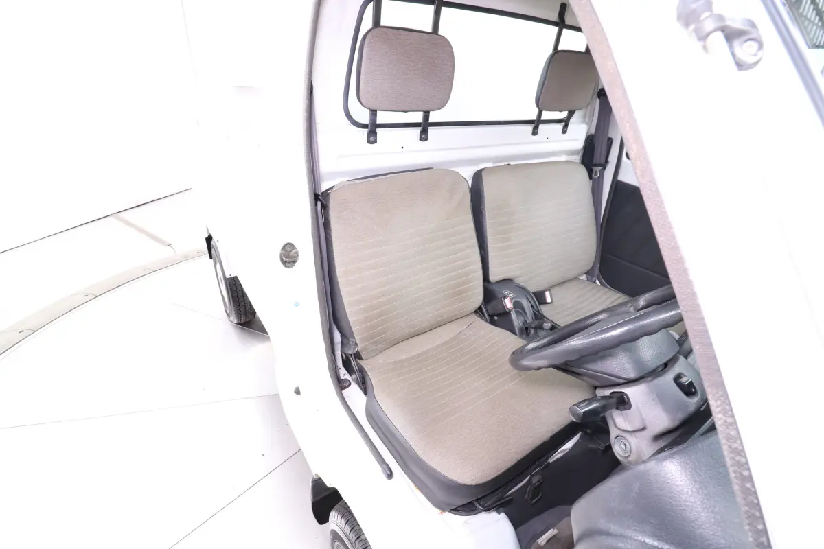 1995 Suzuki Carry Dump Bed, a white Kei Truck, for sale at Duncan Imports & Classic Cars in Christiansburg, VA (photo 23 of 55)