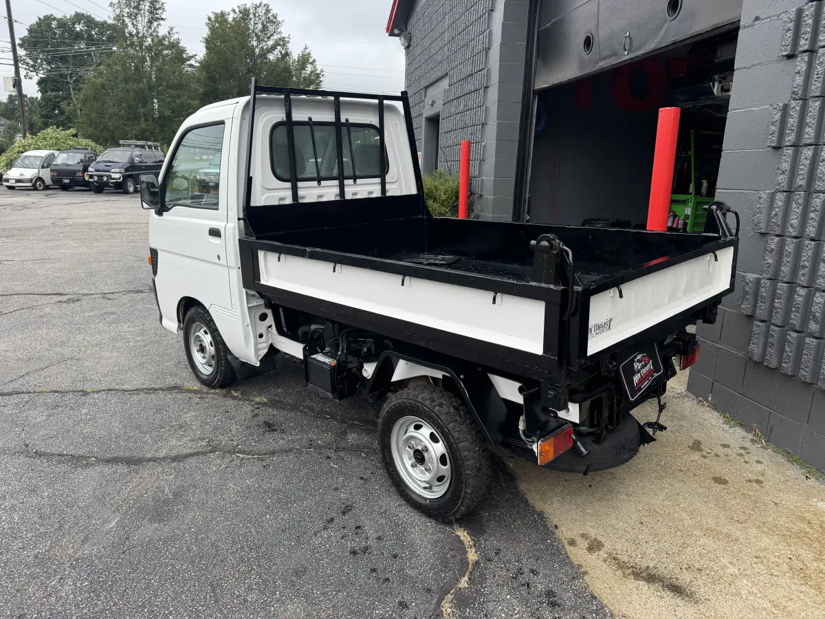 1996 Daihatsu Hijet, a Kei Truck, for sale at Northeast Auto Imports in Hudson, NH (photo 2 of 19)