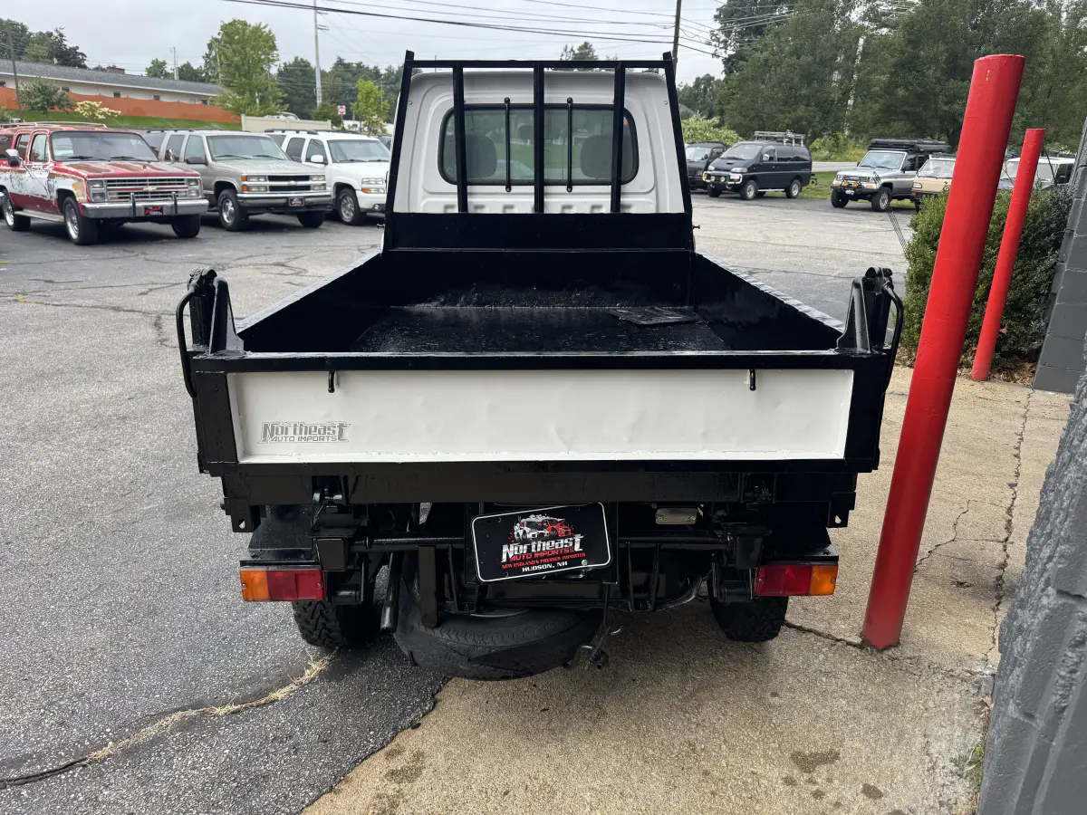 1996 Daihatsu Hijet, a Kei Truck, for sale at Northeast Auto Imports in Hudson, NH (photo 4 of 19)