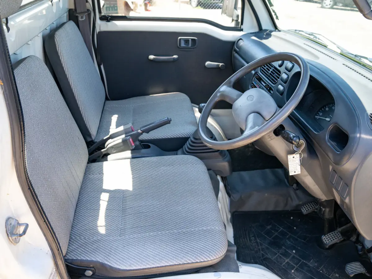 1996 Daihatsu Hijet, a white Kei Truck, for sale at Japan Direct Motors in Irmo, SC (photo 11 of 12)