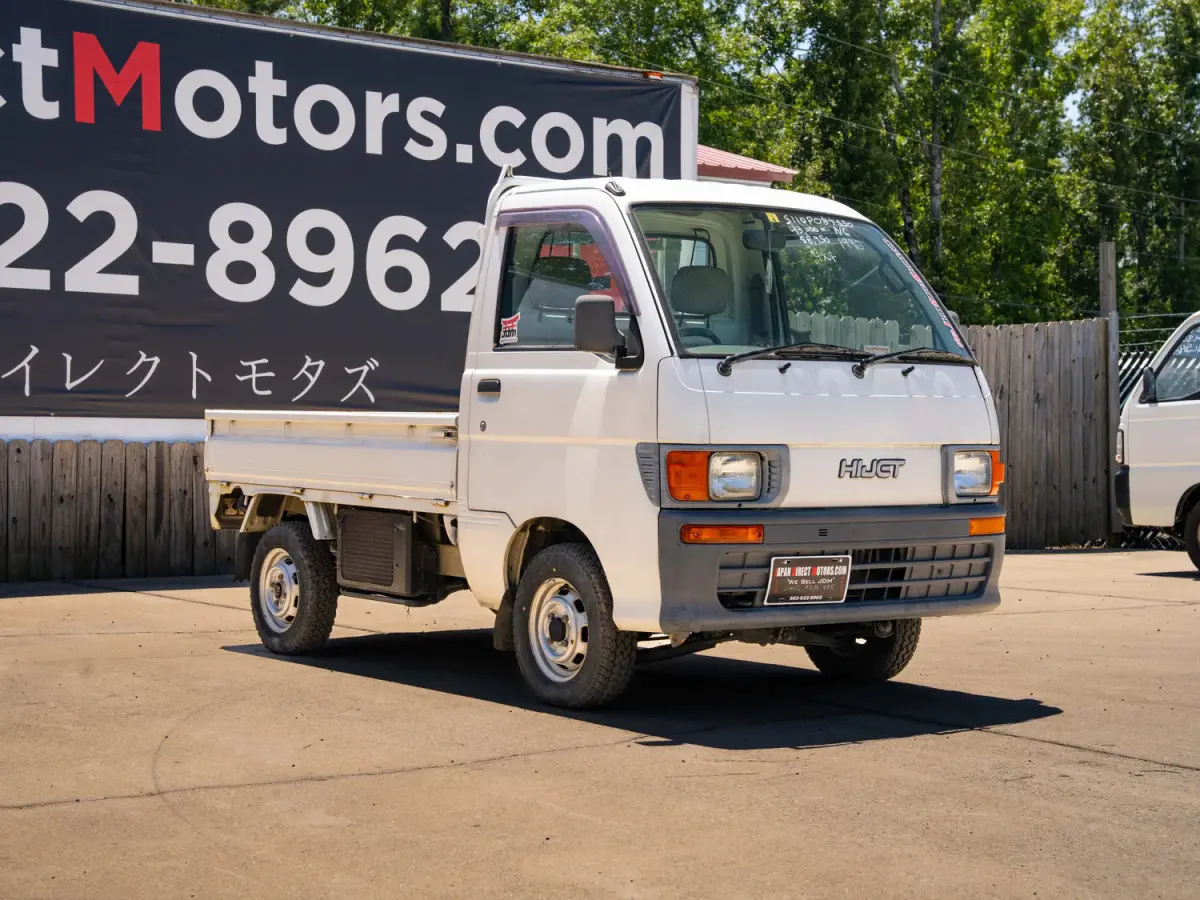 1996 Daihatsu Hijet, a white Kei Truck, for sale at Japan Direct Motors in Irmo, SC (photo 5 of 12)