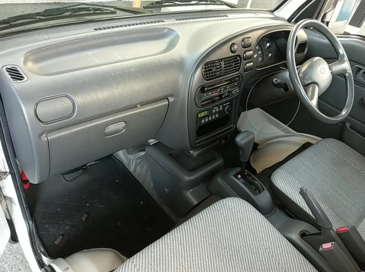 1996 Daihatsu Hijet, a Kei Truck, for sale at Street Legal Mini Trucks in Philadelphia, PA (photo 3 of 6)