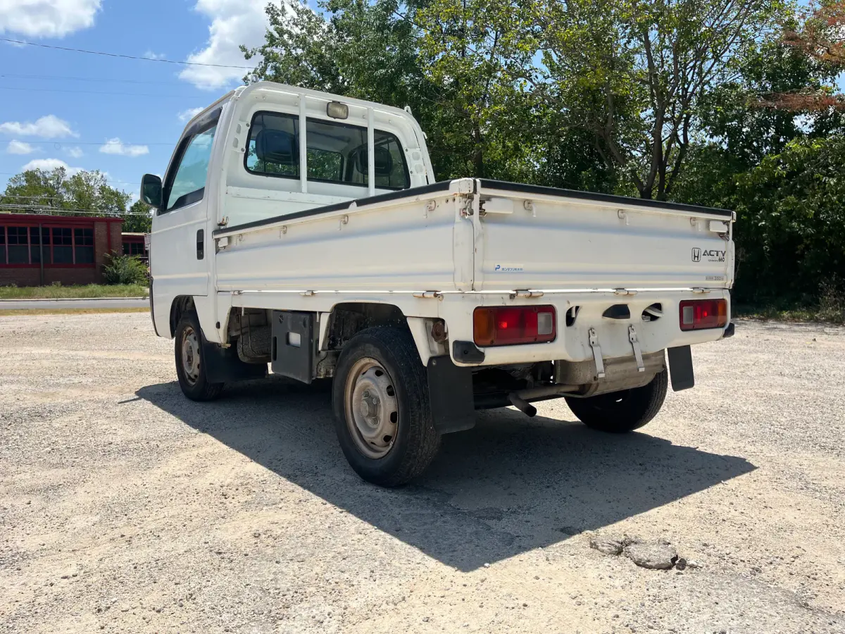 1996 Honda Acty, 2WD, Automatic, a Kei Truck, for sale at Sunshine Imports in Austin, TX (photo 3 of 12)
