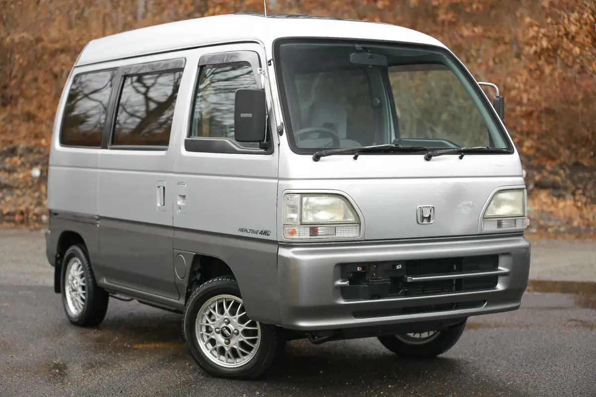 1996 Honda Street Van w/Sunroof, a Kei Van, for sale at Street Legal Mini Trucks in Philadelphia, PA (photo 10 of 12)