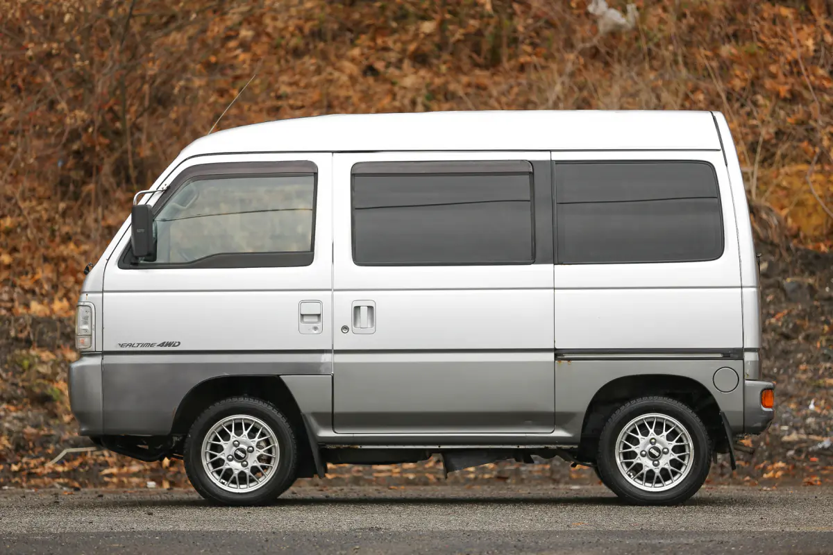 1996 Honda Street Van w/Sunroof, a Kei Van, for sale at Street Legal Mini Trucks in Philadelphia, PA (photo 4 of 12)