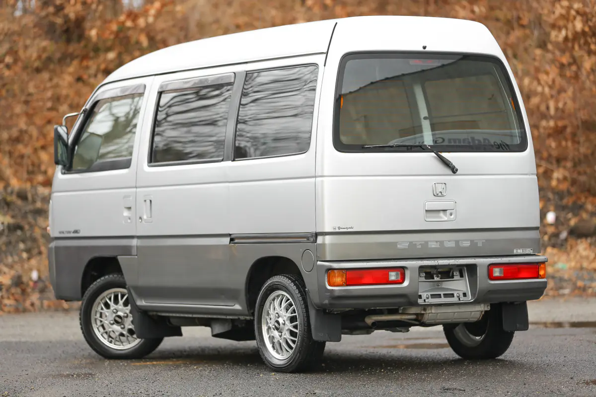 1996 Honda Street Van w/Sunroof, a Kei Van, for sale at Street Legal Mini Trucks in Philadelphia, PA (photo 5 of 12)
