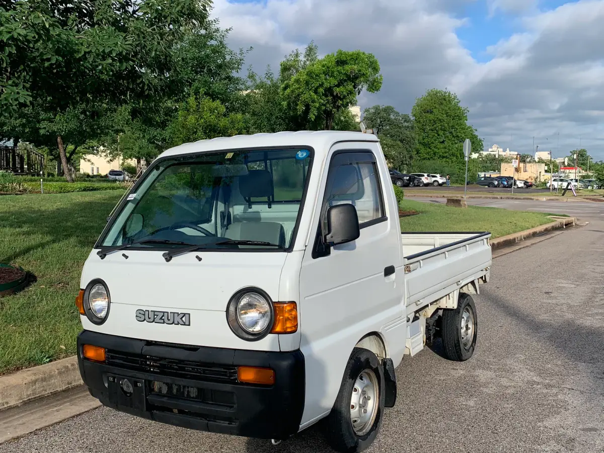 1996 Suzuki Carry, 2WD + Low Miles, a Kei Truck, for sale at Sunshine Imports in Austin, TX (photo 2 of 6)