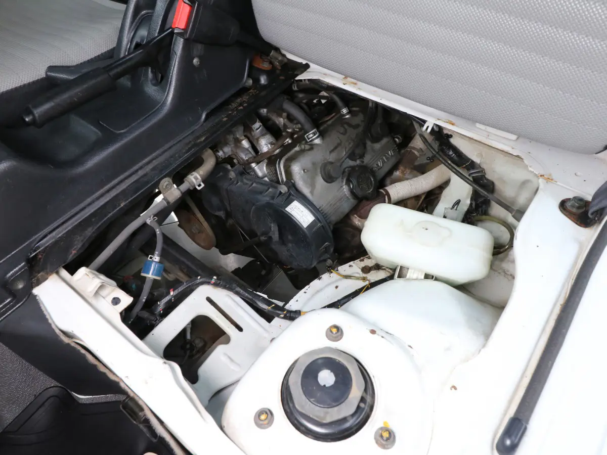 1996 Suzuki Carry, a white Kei Truck, for sale at Duncan Imports & Classic Cars in Christiansburg, VA (photo 19 of 40)