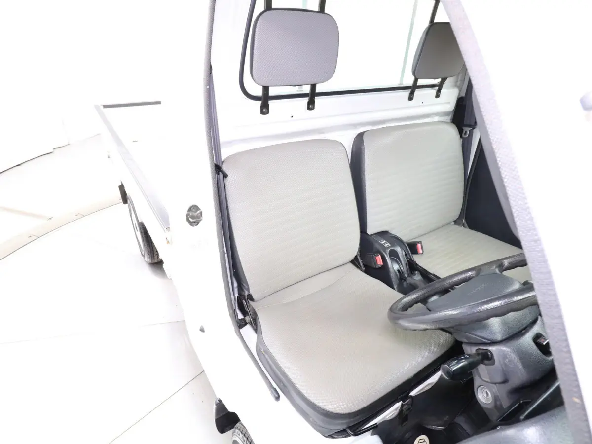 1996 Suzuki Carry, a white Kei Truck, for sale at Duncan Imports & Classic Cars in Christiansburg, VA (photo 15 of 41)