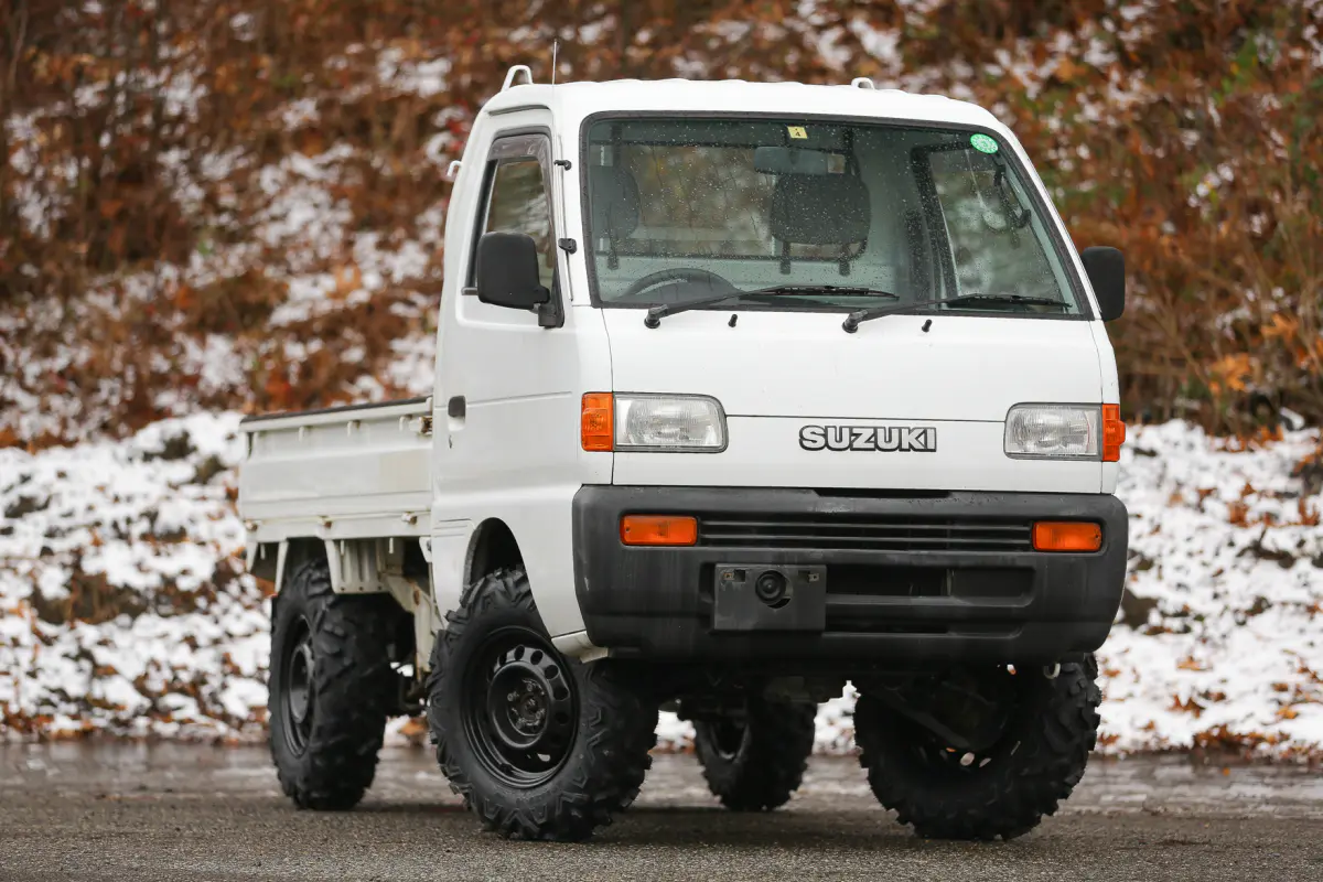 1996 Suzuki Carry, a Kei Truck, for sale at Street Legal Mini Trucks in Philadelphia, PA (photo 11 of 12)