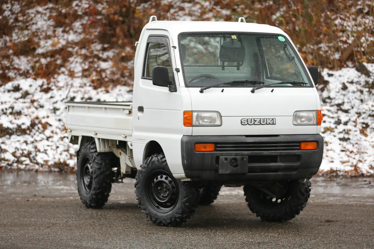 1996 Suzuki Carry, a Kei Truck, for sale at Street Legal Mini Trucks in Philadelphia, PA (photo 7 of 12)