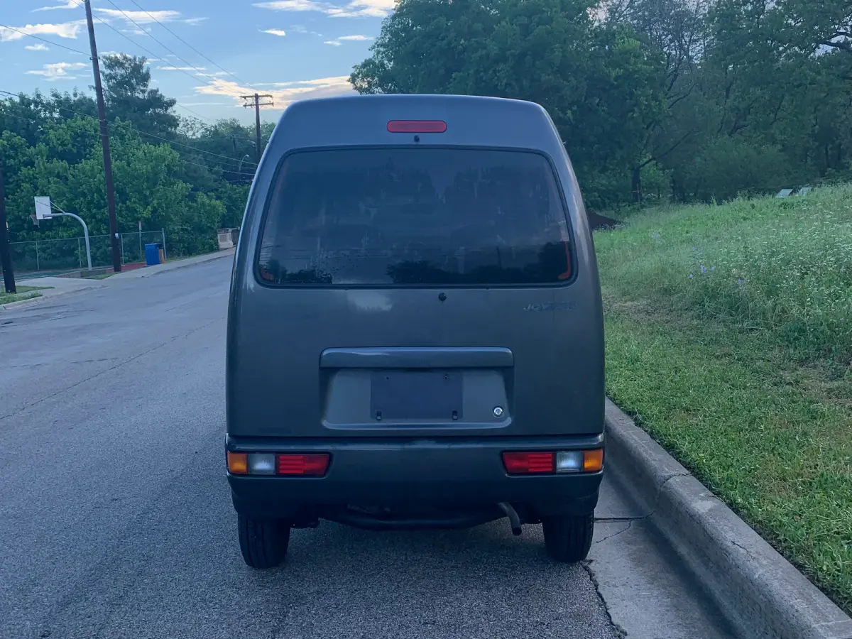 1996 Suzuki Every, 2WD and AC, a Kei Van, for sale at Sunshine Imports in Austin, TX (photo 5 of 9)