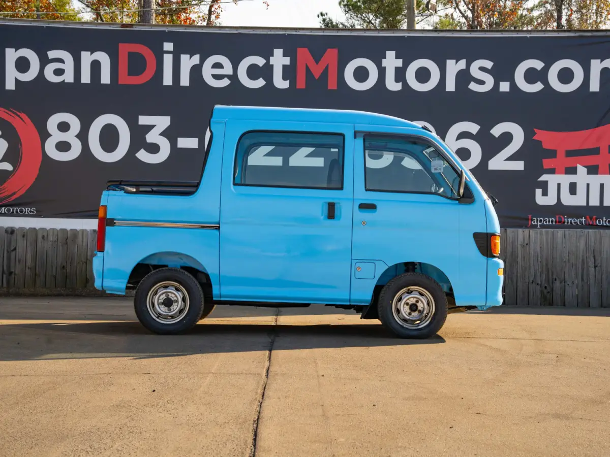 1997 Daihatsu Hijet DeckVan, a blue Kei Truck, for sale at Japan Direct Motors in Irmo, SC (photo 6 of 12)