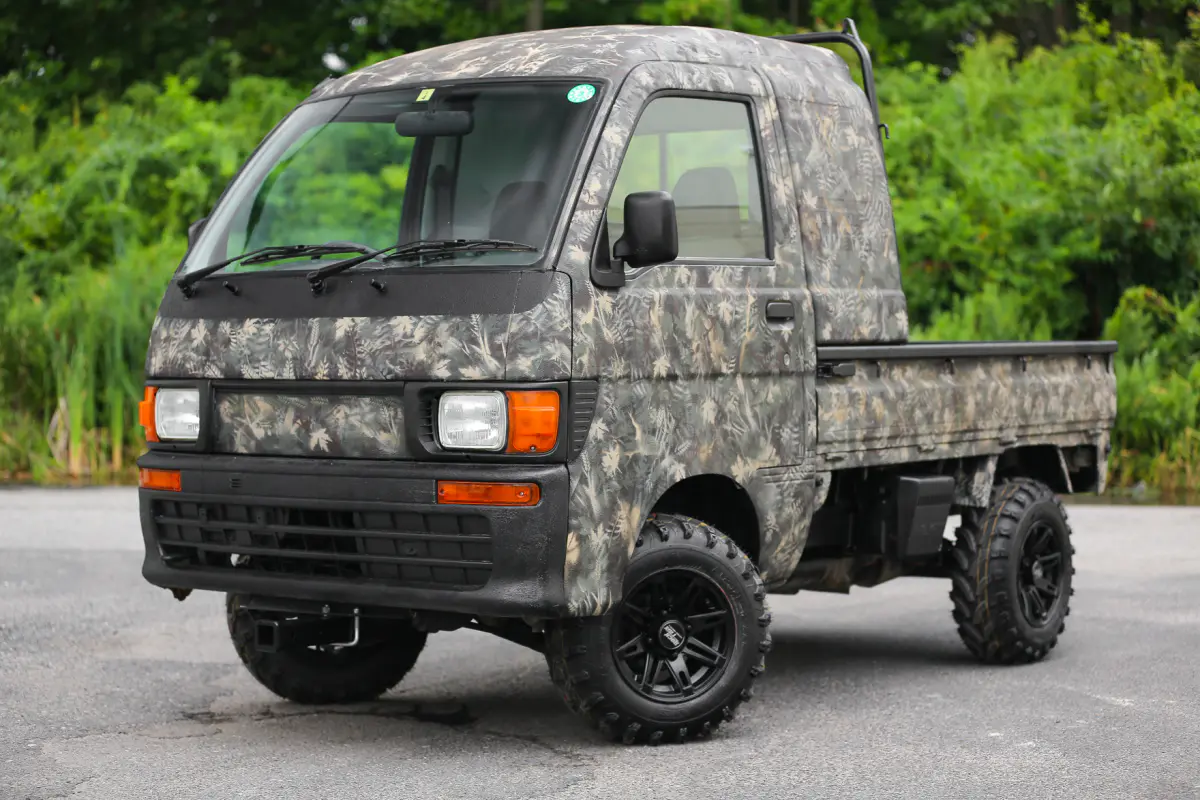 1997 Daihatsu Hijet Super Jumbo, a Kei Truck, for sale at Street Legal Mini Trucks in Philadelphia, PA (photo 4 of 12)