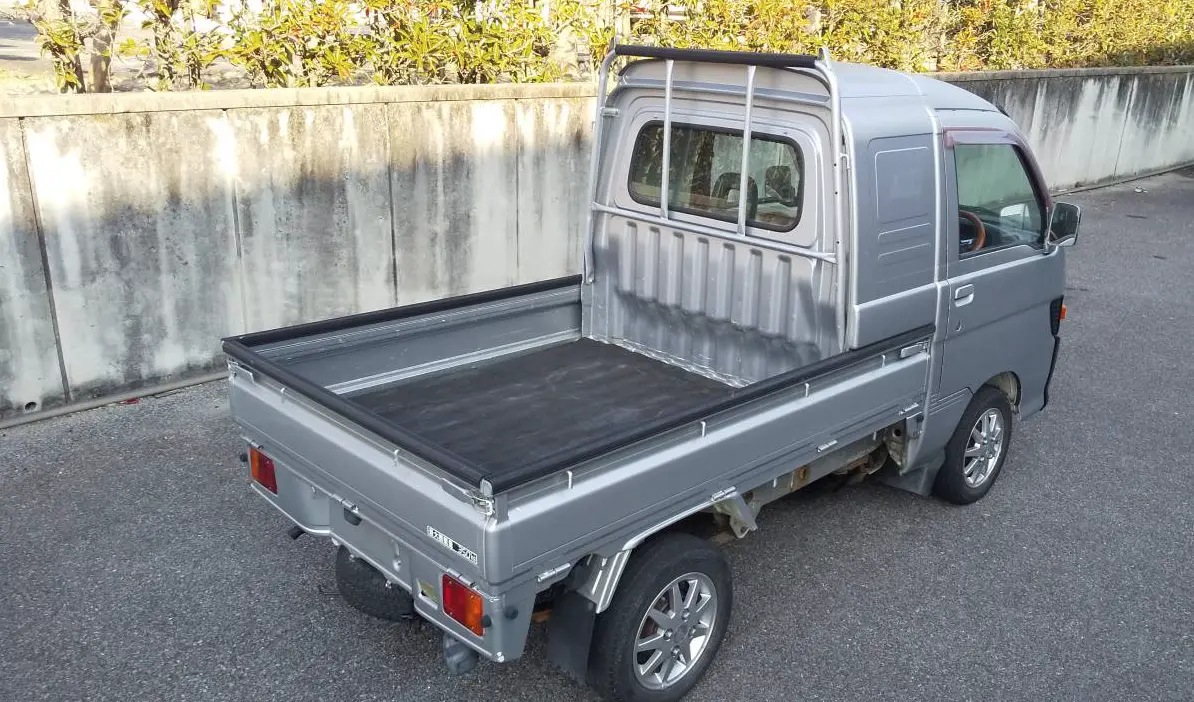 1997 Daihatsu Hijet Super Jumbo, a Kei Truck, for sale at Street Legal Mini Trucks in Philadelphia, PA (photo 2 of 9)