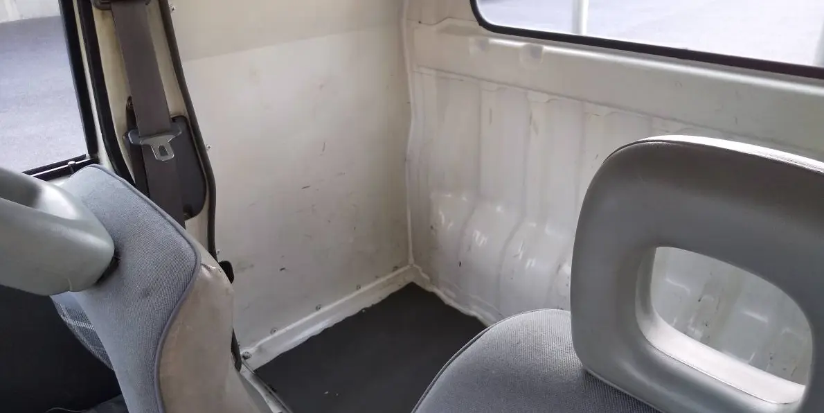 1997 Daihatsu Hijet Super Jumbo, a Kei Truck, for sale at Street Legal Mini Trucks in Philadelphia, PA (photo 4 of 9)