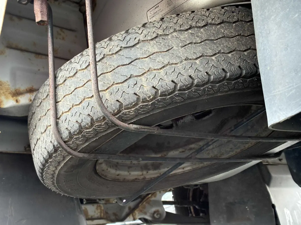 1997 Honda Acty, 2WD and AC, a Kei Truck, for sale at Sunshine Imports in Austin, TX (photo 11 of 12)
