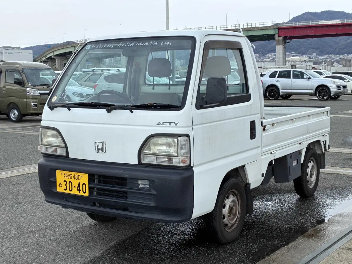 1997 Honda Acty, 2WD and AC, a Kei Truck, for sale at Sunshine Imports in Austin, TX (photo 2 of 12)