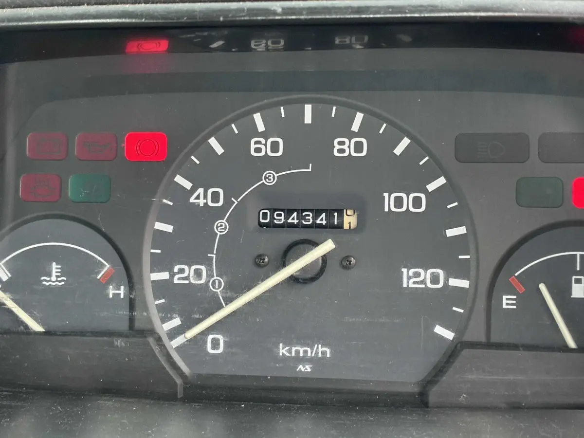 1997 Honda Acty, 2WD and AC, a Kei Truck, for sale at Sunshine Imports in Austin, TX (photo 9 of 12)