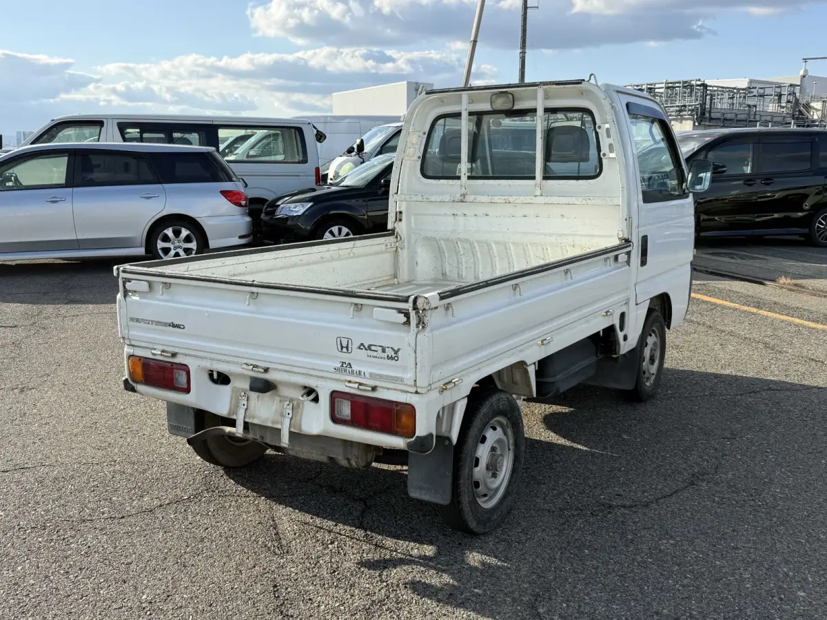 1997 Honda Acty, 4WD + AC, a Kei Truck, for sale at Sunshine Imports in Austin, TX (photo 3 of 10)