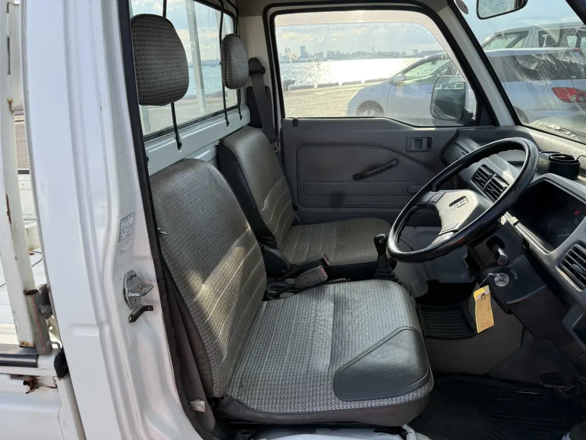 1997 Honda Acty, 4WD + AC, a Kei Truck, for sale at Sunshine Imports in Austin, TX (photo 5 of 10)