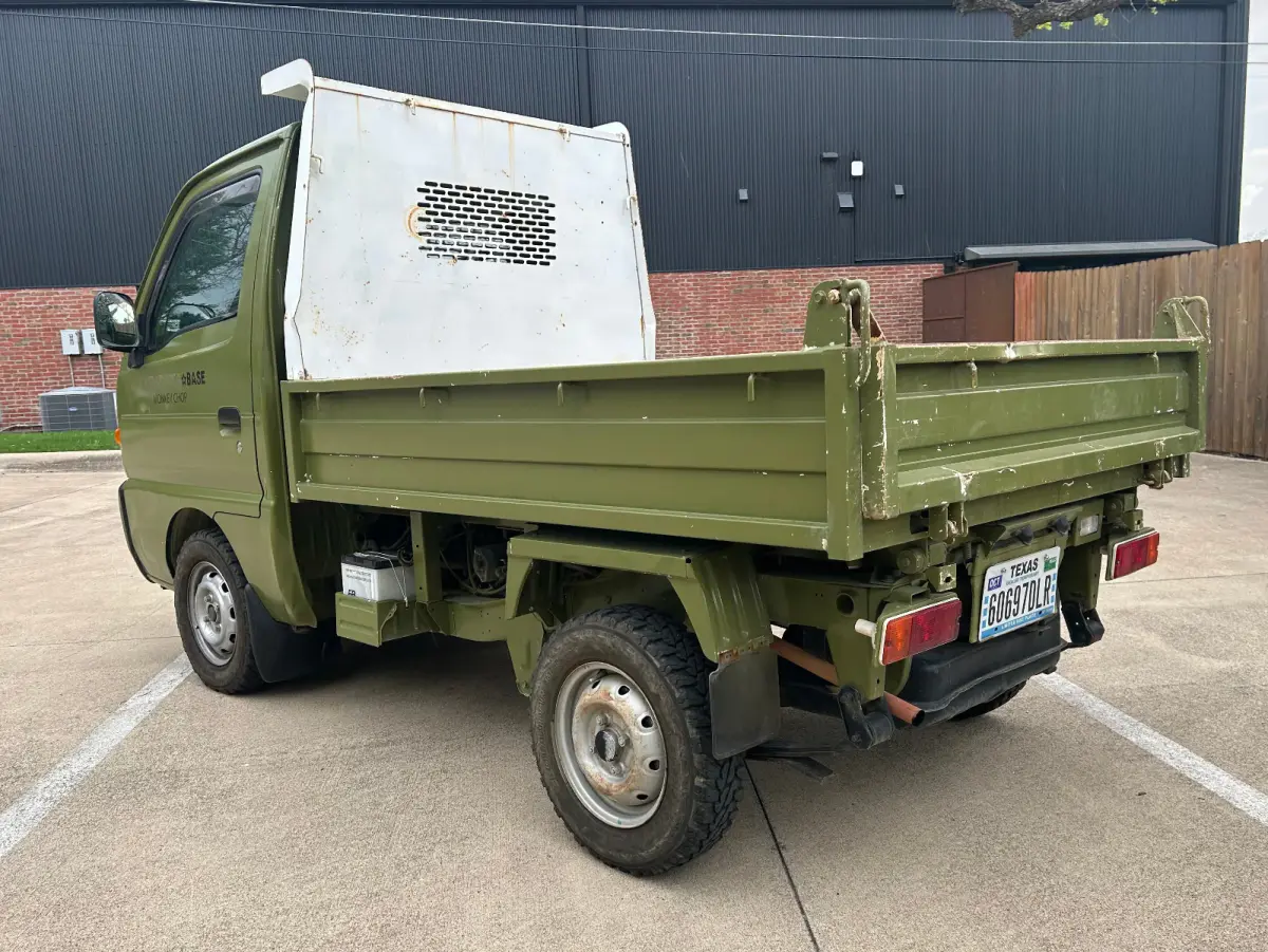 1997 Suzuki Carry Dump, 2WD + AC, a Kei Truck, for sale at Sunshine Imports in Austin, TX (photo 7 of 12)