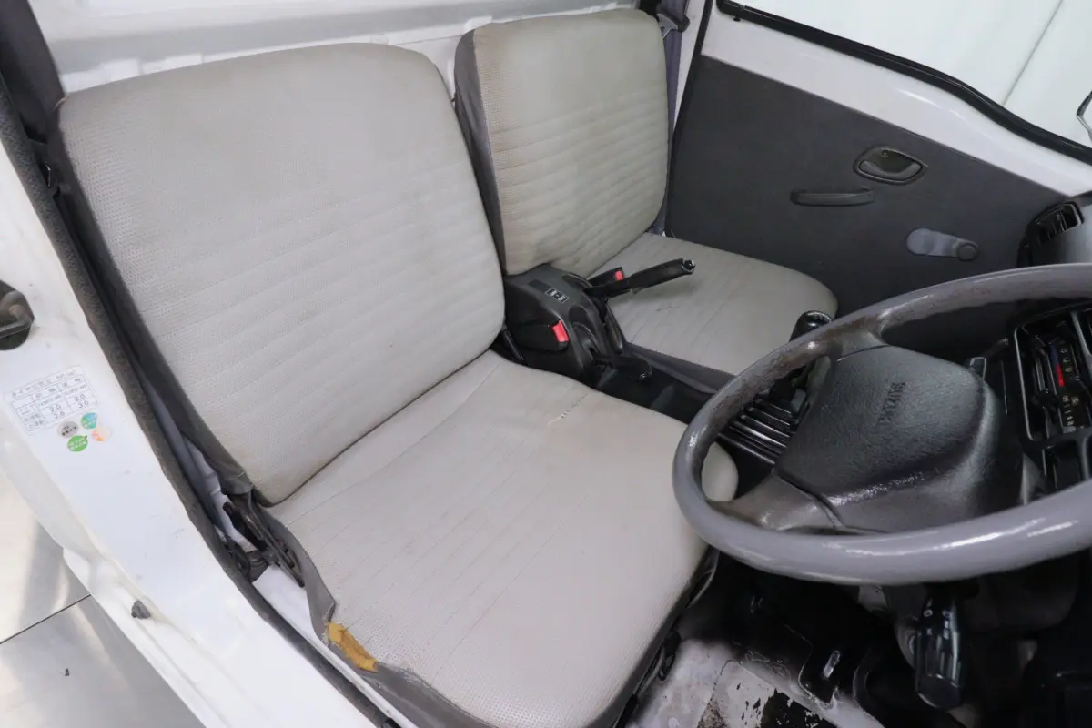 1997 Suzuki Carry Dump Bed, a Kei Truck, for sale at Duncan Imports & Classic Cars in Christiansburg, VA (photo 17 of 57)
