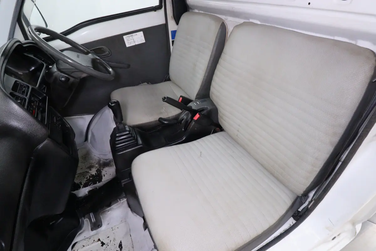 1997 Suzuki Carry Dump Bed, a Kei Truck, for sale at Duncan Imports & Classic Cars in Christiansburg, VA (photo 18 of 57)