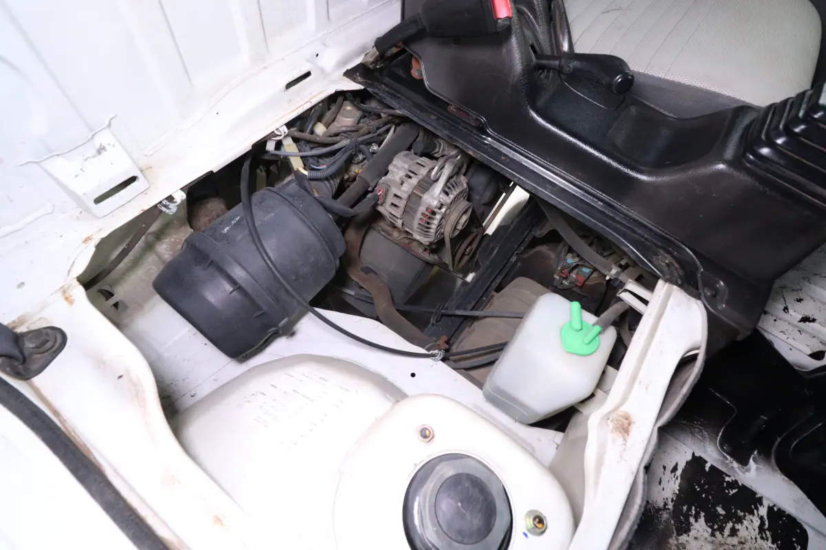 1997 Suzuki Carry Dump Bed, a Kei Truck, for sale at Duncan Imports & Classic Cars in Christiansburg, VA (photo 21 of 57)