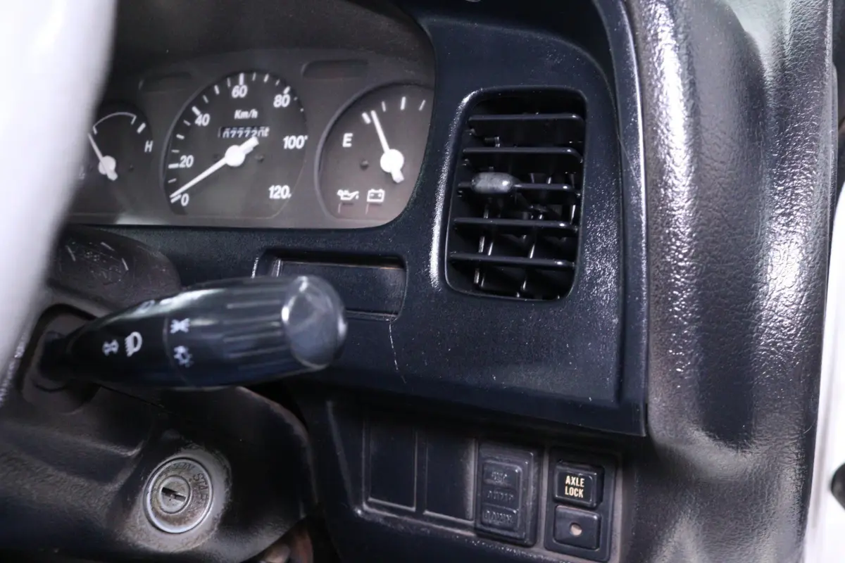 1997 Suzuki Carry Dump Bed, a Kei Truck, for sale at Duncan Imports & Classic Cars in Christiansburg, VA (photo 50 of 57)