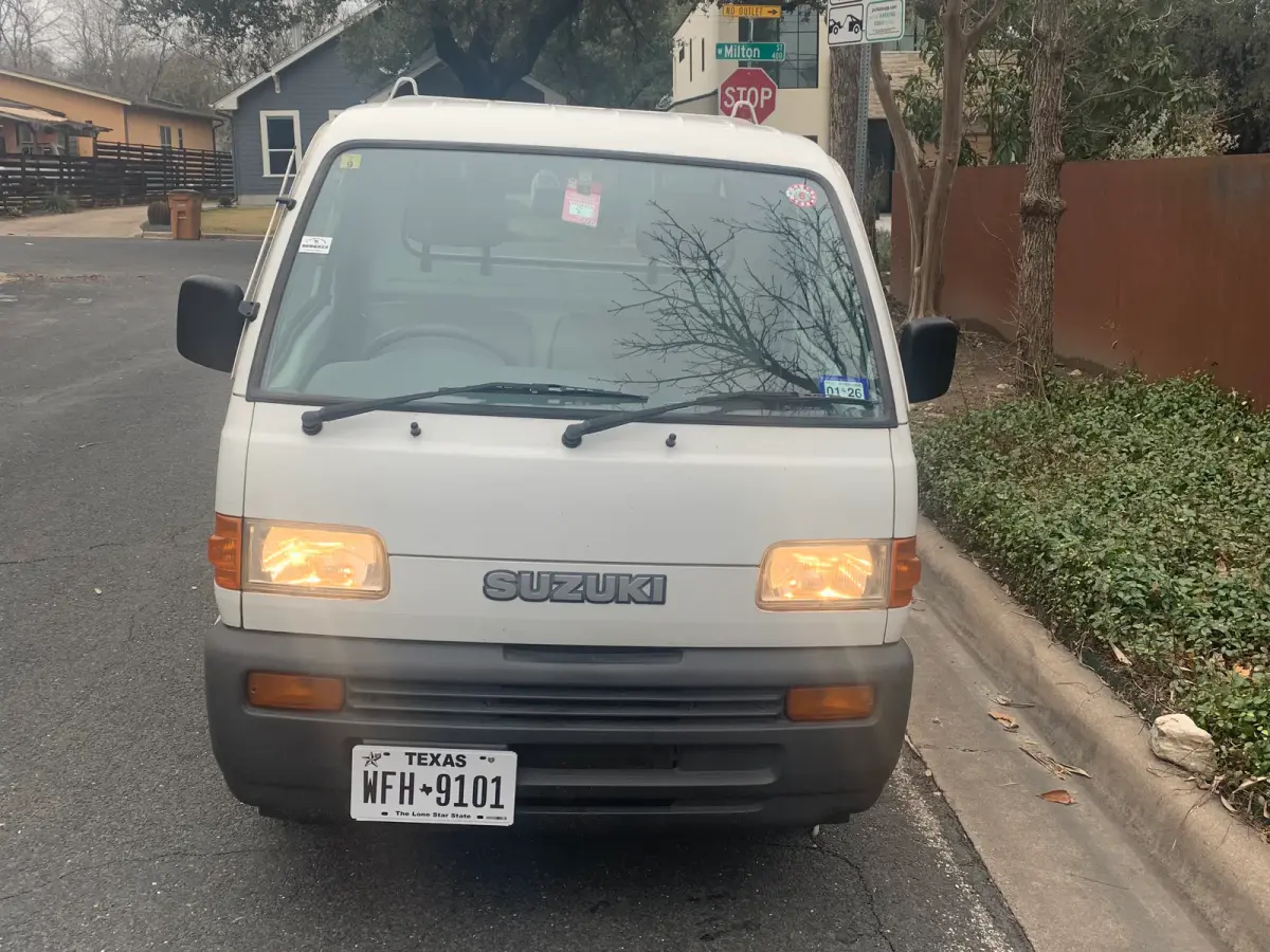 1997 Suzuki Carry, a Kei Truck, for sale at Sunshine Imports in Austin, TX (photo 3 of 7)