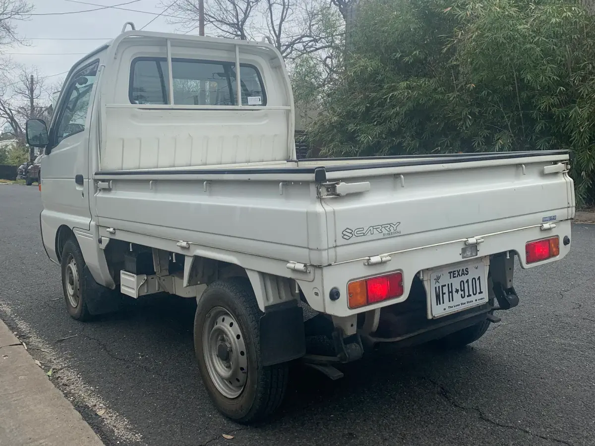1997 Suzuki Carry, a Kei Truck, for sale at Sunshine Imports in Austin, TX (photo 4 of 7)