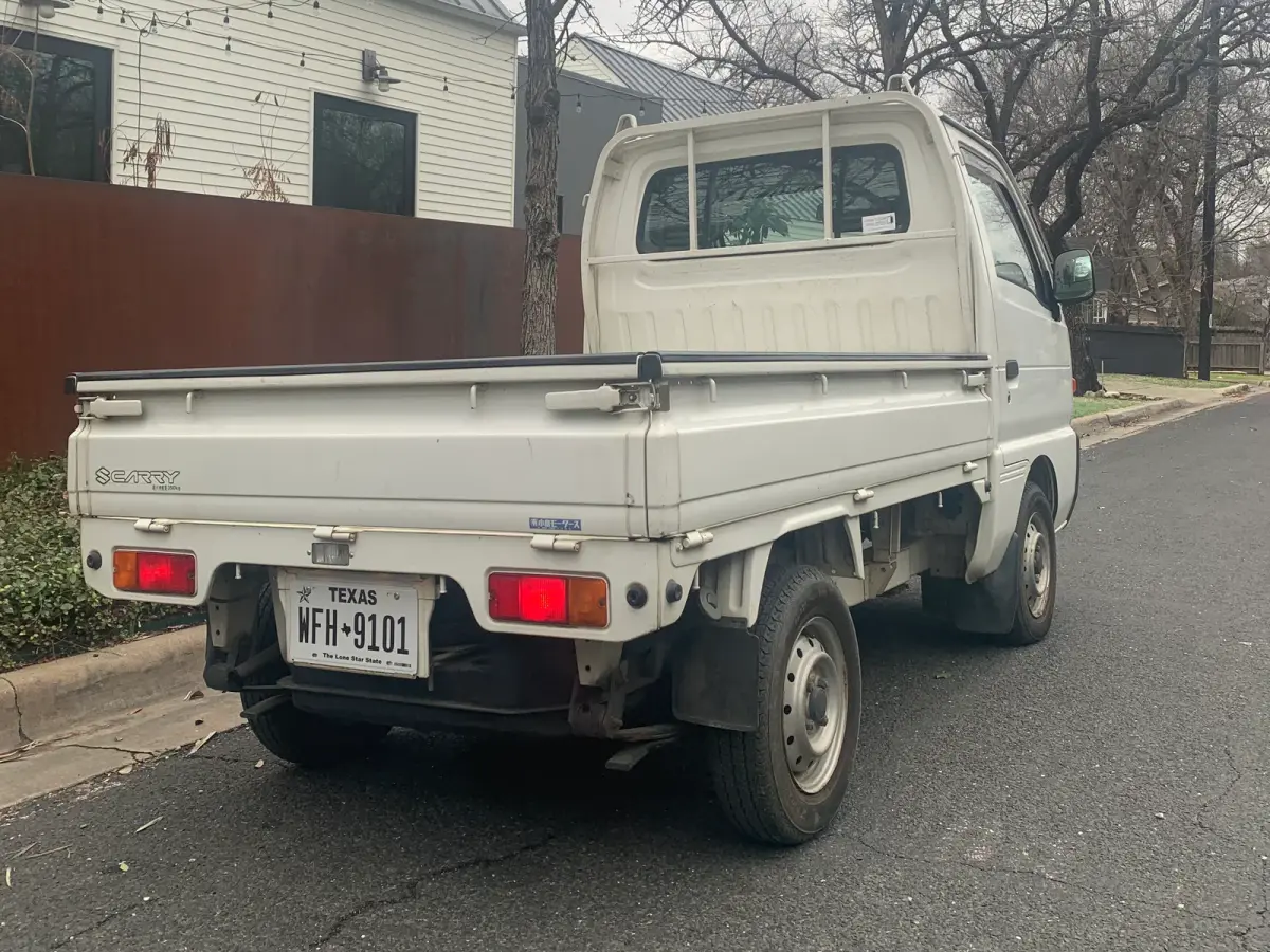 1997 Suzuki Carry, a Kei Truck, for sale at Sunshine Imports in Austin, TX (photo 5 of 7)