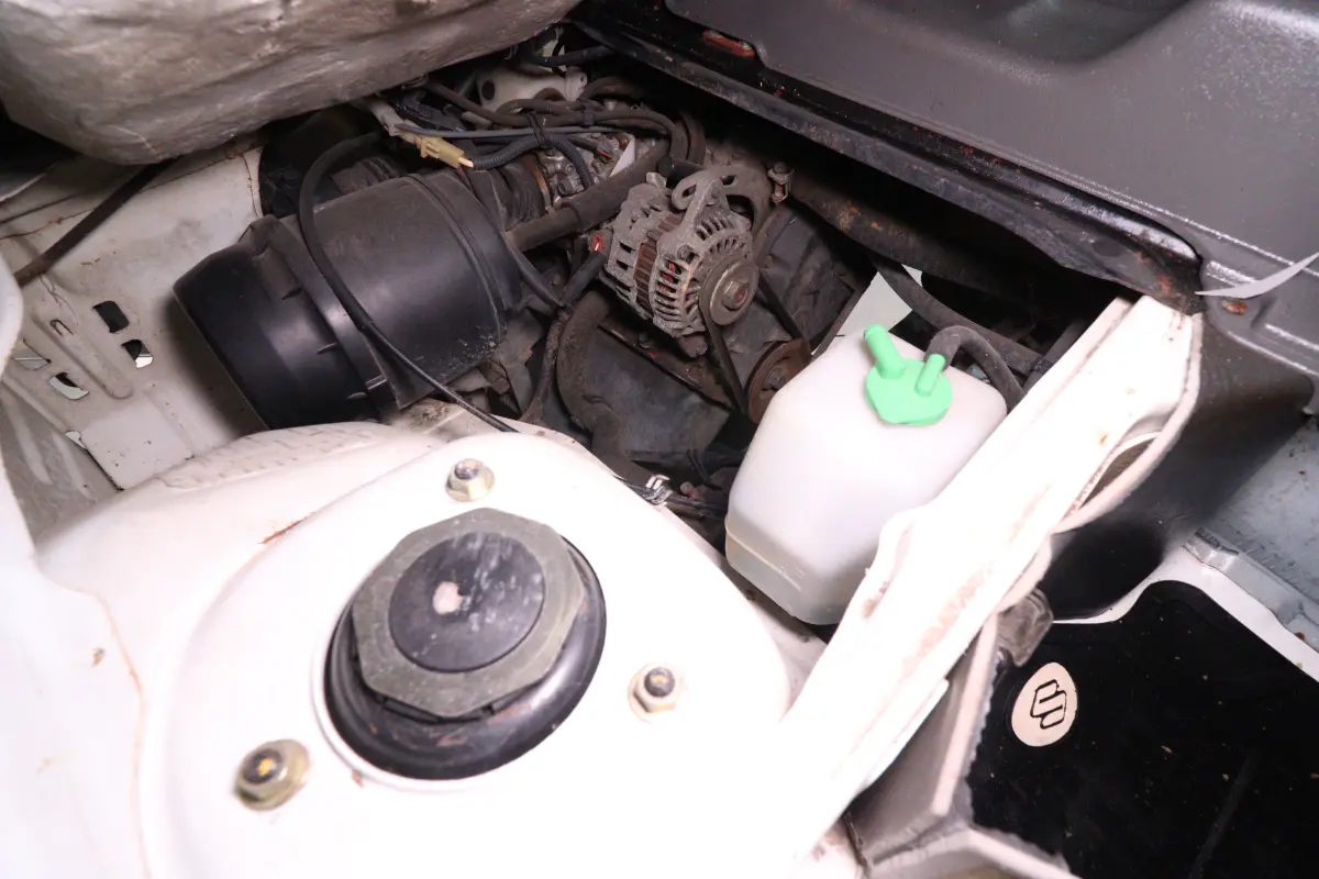 1997 Suzuki Carry, a white Kei Truck, for sale at Duncan Imports & Classic Cars in Christiansburg, VA (photo 21 of 45)