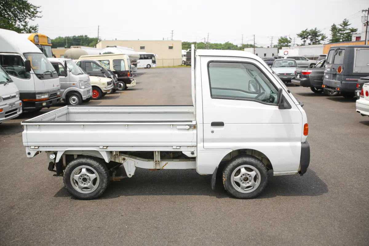 1997 Suzuki Carry, a Kei Truck, for sale at Street Legal Mini Trucks in Philadelphia, PA (photo 7 of 12)