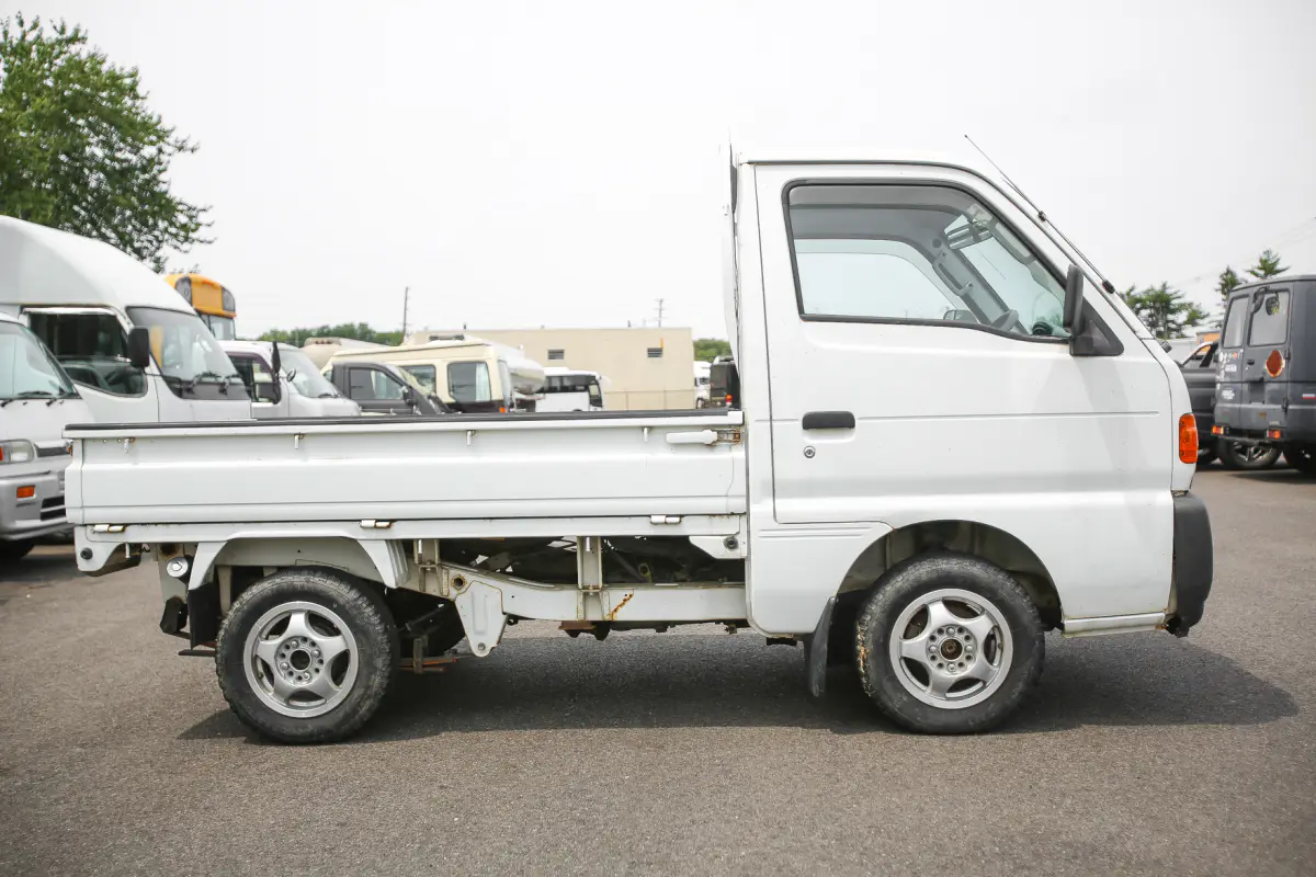 1997 Suzuki Carry, a Kei Truck, for sale at Street Legal Mini Trucks in Philadelphia, PA (photo 9 of 12)