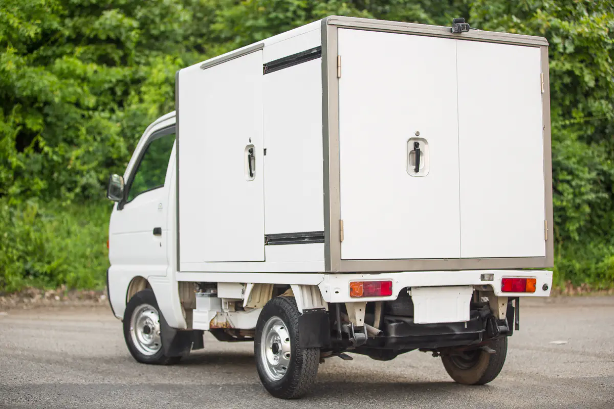1997 Suzuki Carry Refrigerator Truck, a Kei Truck, for sale at Street Legal Mini Trucks in Philadelphia, PA (photo 8 of 12)