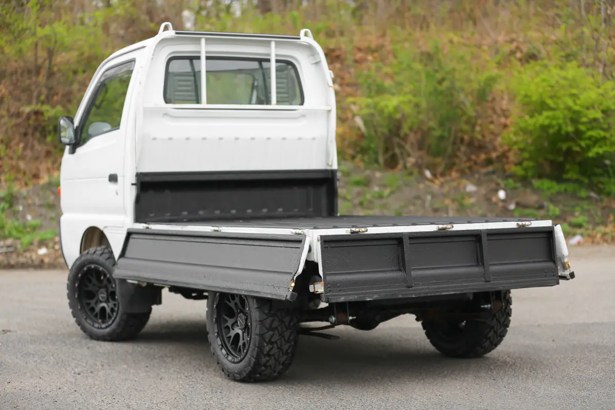1997 Suzuki Carry Turbo, a Kei Truck, for sale at Street Legal Mini Trucks in Philadelphia, PA (photo 9 of 12)