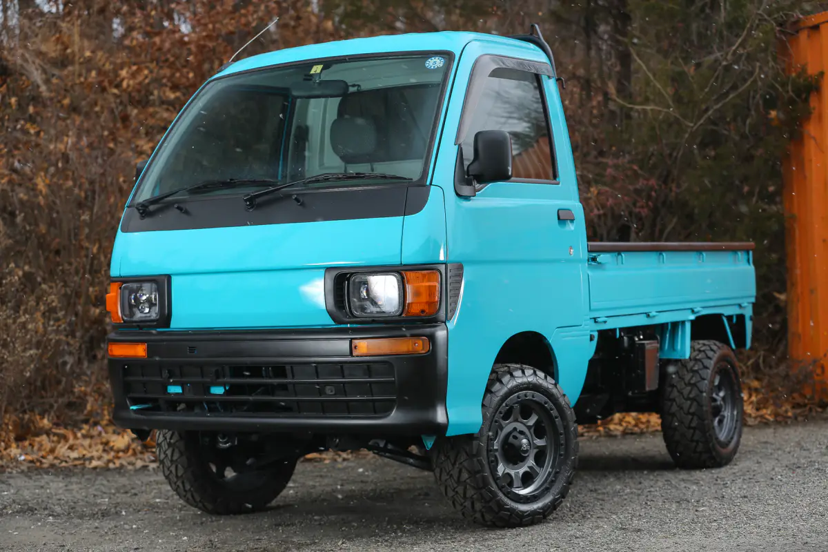 1998 Daihatsu Hijet 4WD, a Kei Truck, for sale at Street Legal Mini Trucks in Philadelphia, PA (photo 11 of 12)