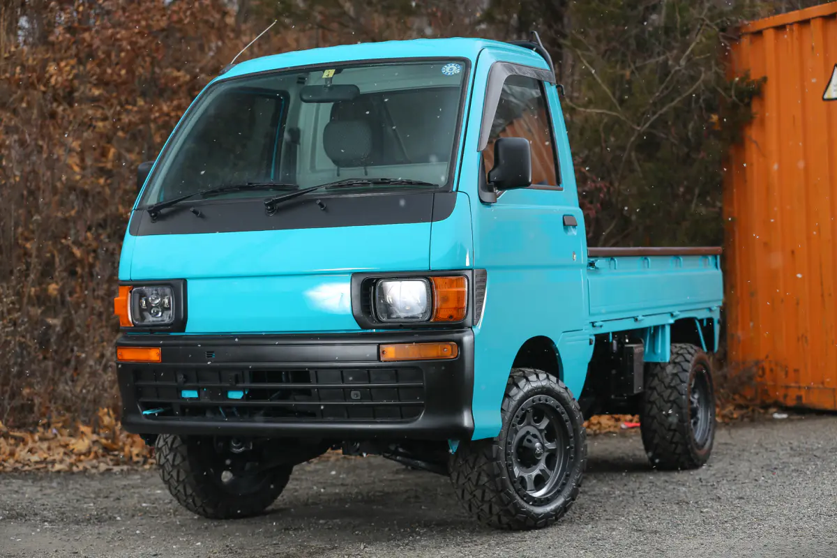 1998 Daihatsu Hijet 4WD, a Kei Truck, for sale at Street Legal Mini Trucks in Philadelphia, PA (photo 8 of 12)