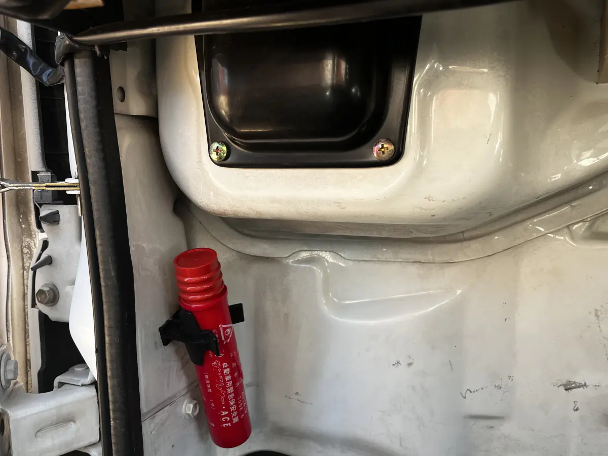 1998 Daihatsu Hijet, a Kei Truck, for sale at Northeast Auto Imports in Hudson, NH (photo 25 of 33)