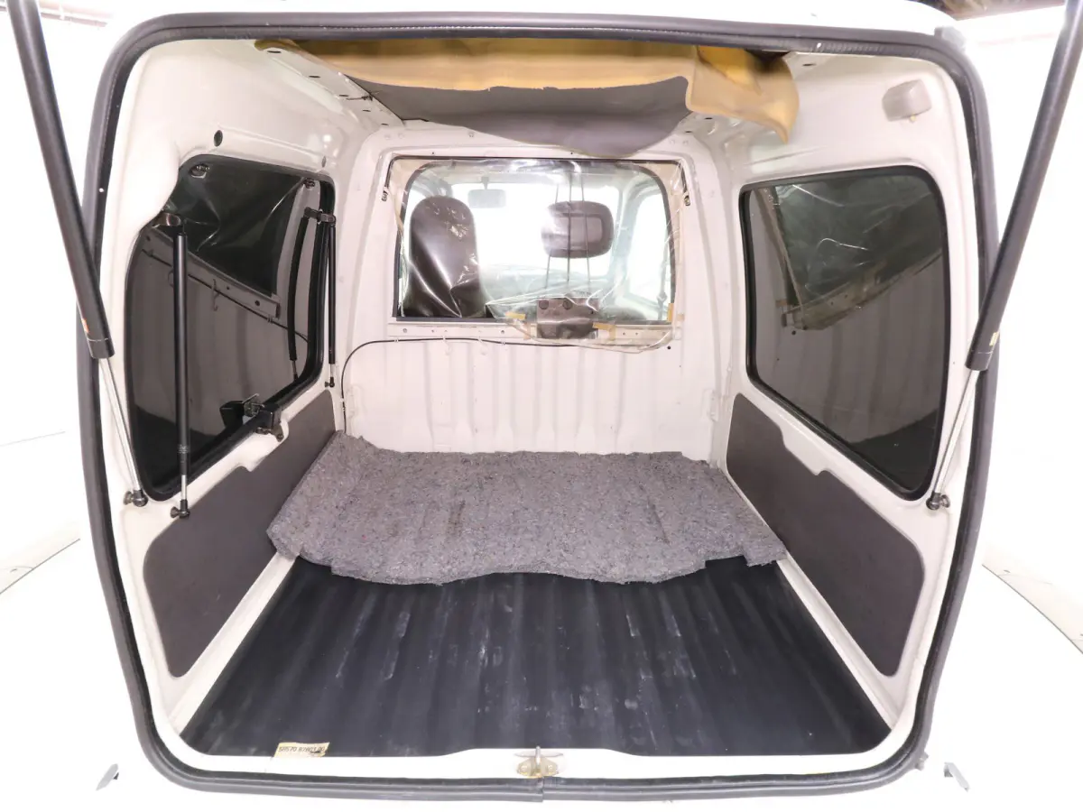 1998 Daihatsu Midget II Cargo, a white Kei Truck, for sale at Duncan Imports & Classic Cars in Christiansburg, VA (photo 22 of 49)