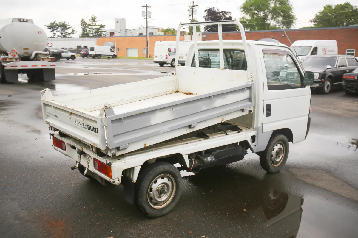 1998 Honda Acty Attack Dump, a Kei Truck, for sale at Street Legal Mini Trucks in Philadelphia, PA (photo 4 of 12)