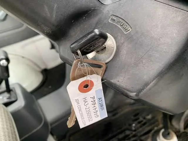 1998 Honda Acty, Automatic and AC, a Kei Truck, for sale at Sunshine Imports in Austin, TX (photo 8 of 12)