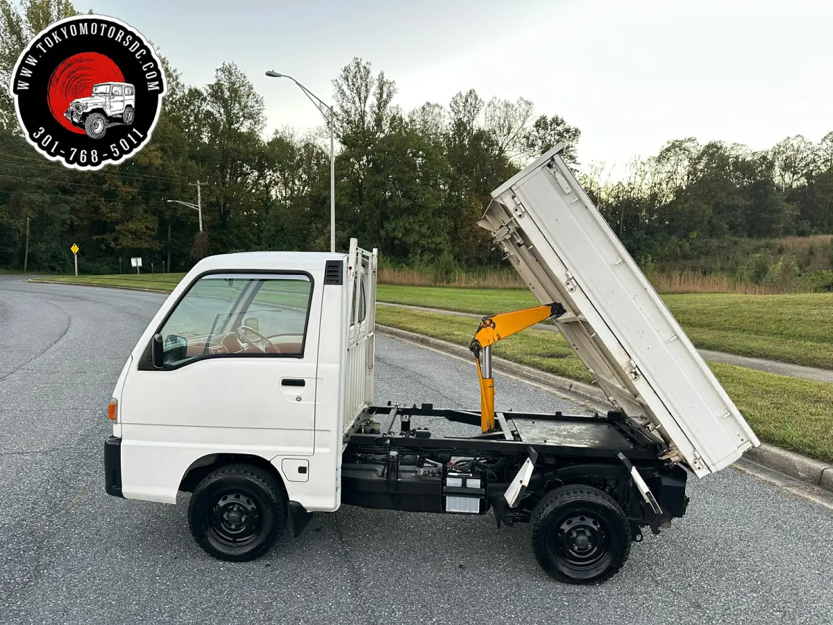 1998 Subaru Sambar 3-way Dump 4WD, a Kei Truck, for sale at Tokyo Motors DC in Boyds, MD (photo 12 of 12)