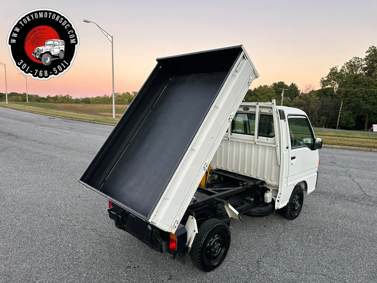 1998 Subaru Sambar 3-way Dump 4WD, a Kei Truck, for sale at Tokyo Motors DC in Boyds, MD (photo 7 of 12)